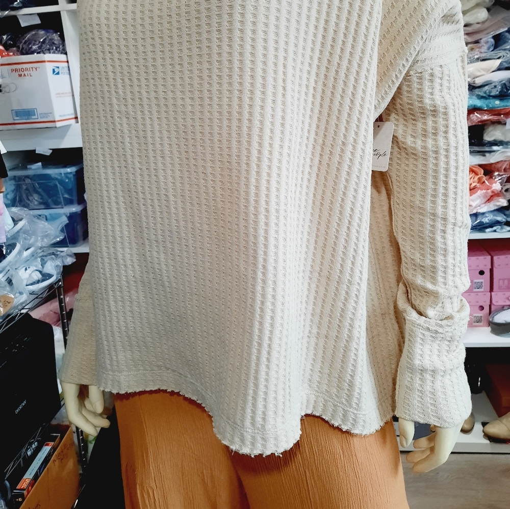 NEW Free People Juicy Long Sleeve Split Back Thermal Wafle Knit Oversized Top - Picture 11 of 14